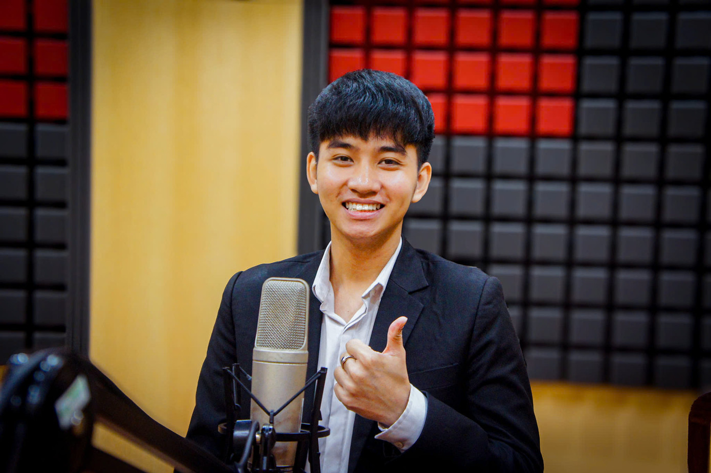 Trường Huy hoàn thành tốt chương trình song ngành của mình. (Ảnh: NVCC) Trường Huy hoàn thành tốt chương trình song ngành của mình. (Ảnh: NVCC)