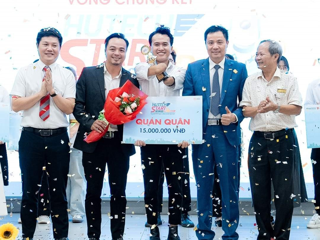 Dự án "Bộ khớp đa năng - Hỗ trợ cho người khuyết tật vận động chi trên" đã giành giải Nhất tại cuộc thi khởi nghiệp “HUTECH Startup Wings 2024”. Dự án "Bộ khớp đa năng - Hỗ trợ cho người khuyết tật vận động chi trên" đã giành giải Nhất tại cuộc thi khởi nghiệp “HUTECH Startup Wings 2024”.
