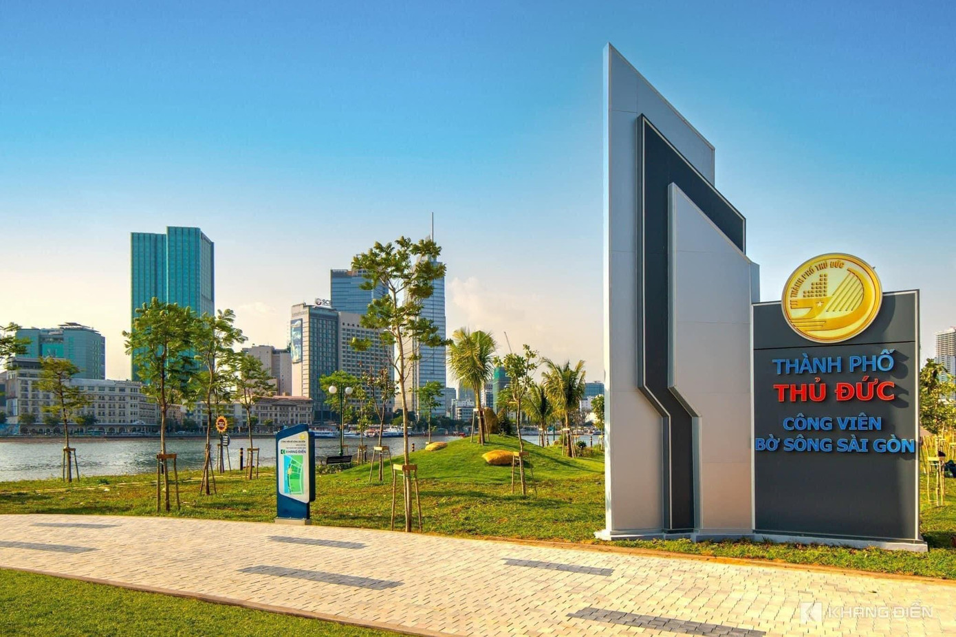 So với dịp Tết Dương lịch 2024, trong dịp Tết Nguyên đán Giáp Thìn 2024 này, Công viên bờ sông Sài Gòn đã hoàn thiện, trở thành một điểm đến mới cho người dân và khách du lịch tới tham quan, đặc biệt là các bạn trẻ thích check-in tại những địa điểm mới của TP. HCM.