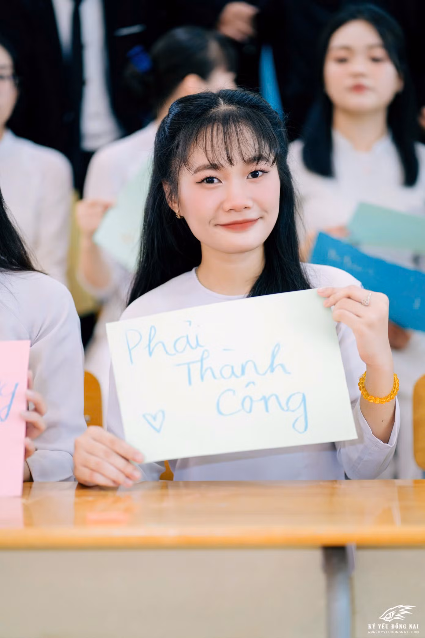 Anh Thy vẫn nỗ lực vươn lên trong học tập và trong cuộc sống.