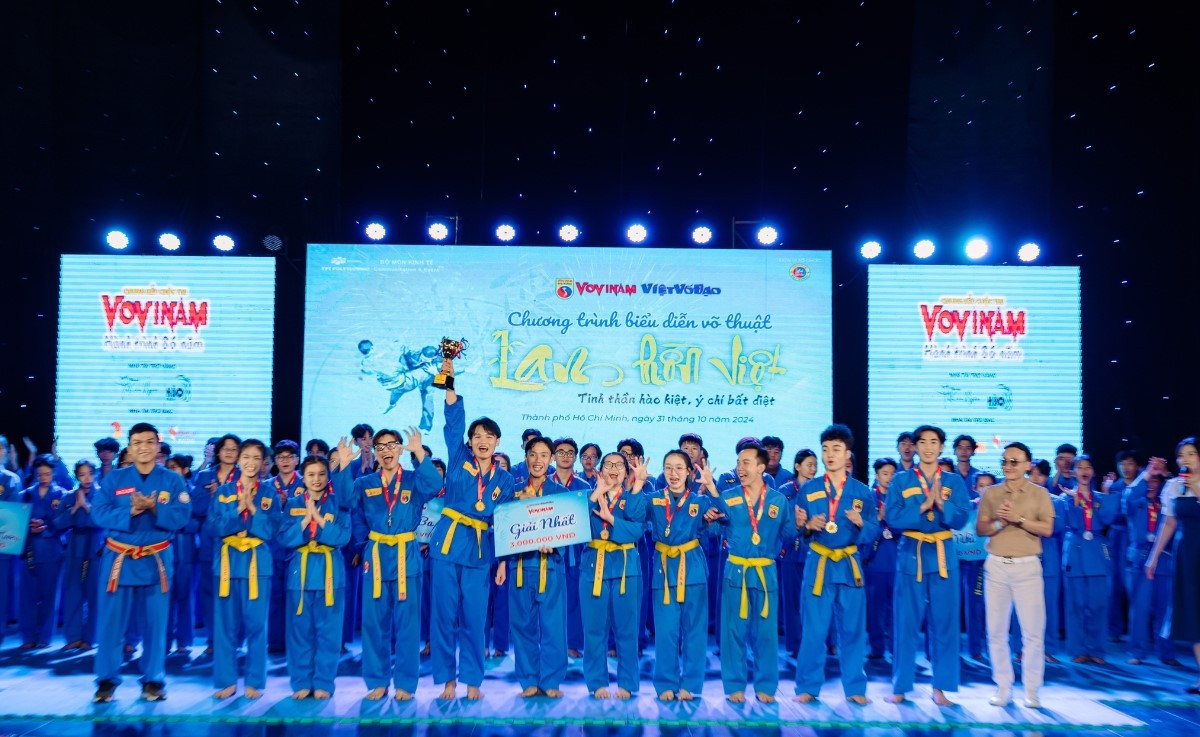 Tiger Team giành giải Nhất tại chương trình biểu diễn võ thuật 'Lam hồn Việt'.