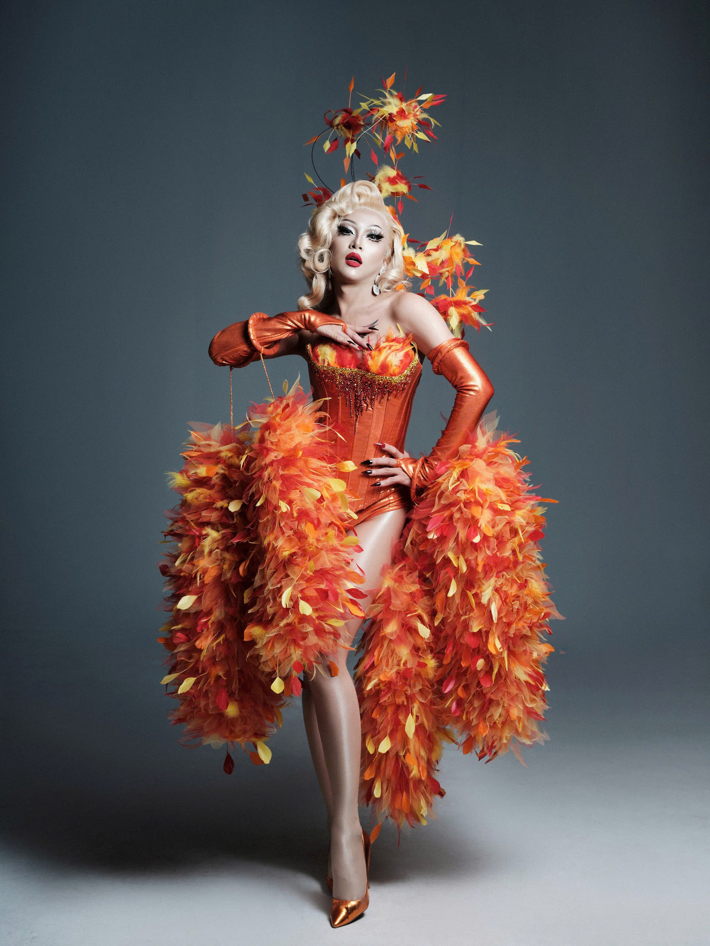 Những màn hóa trang ấn tượng của Lê Nghĩa. (Ảnh: NVCC) Những màn hóa trang ấn tượng của Lê Nghĩa. (Ảnh: NVCC)