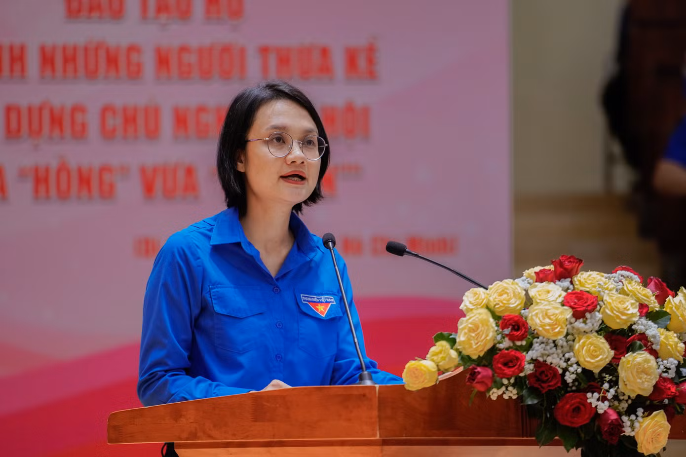 Chị Trần Thu Hà phát biểu tại Lễ khai mạc. (Ảnh: TLTĐ)