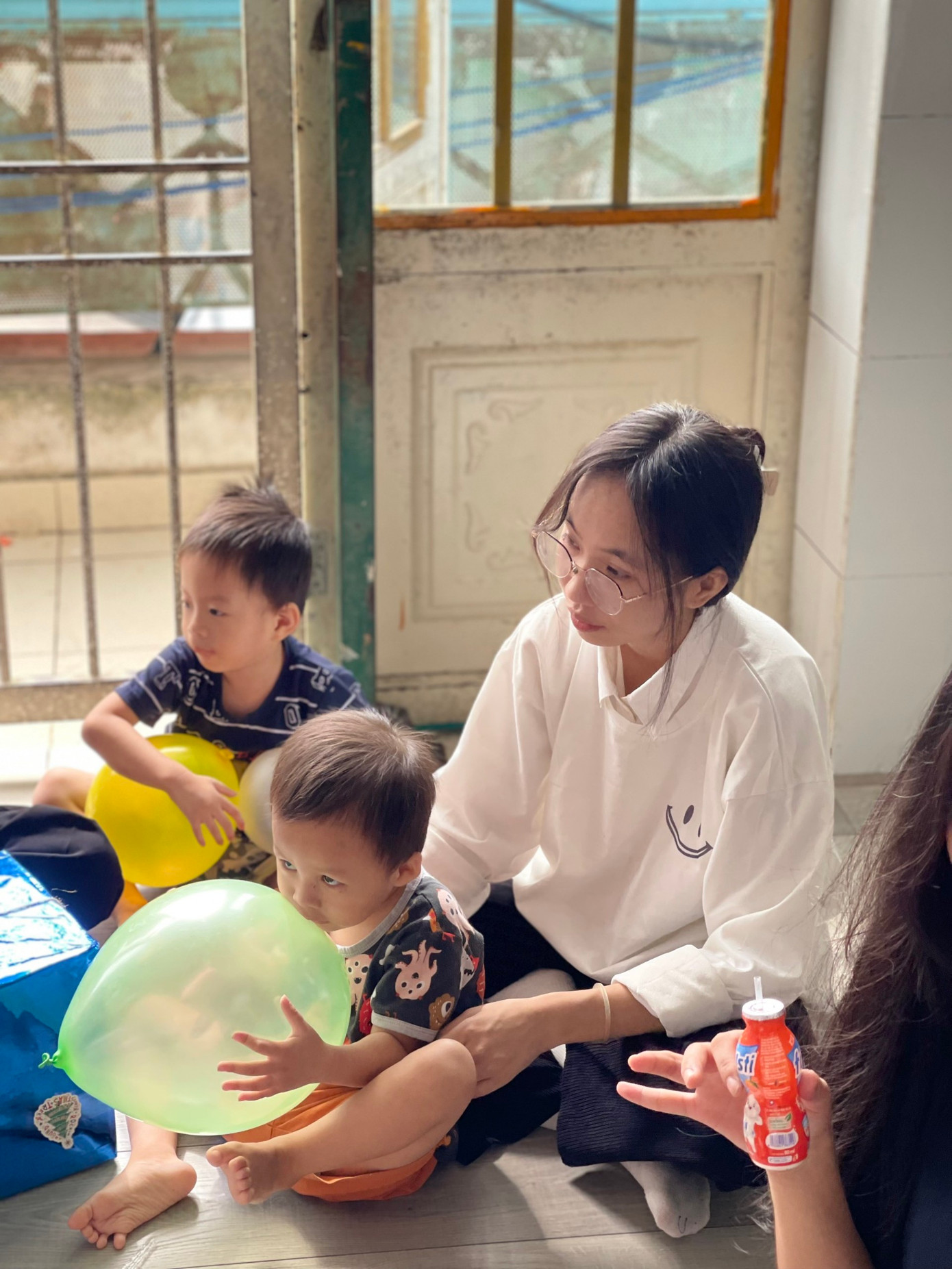 Thúy Nhi tích cực tham gia hoạt động xã hội khi có cơ hội.