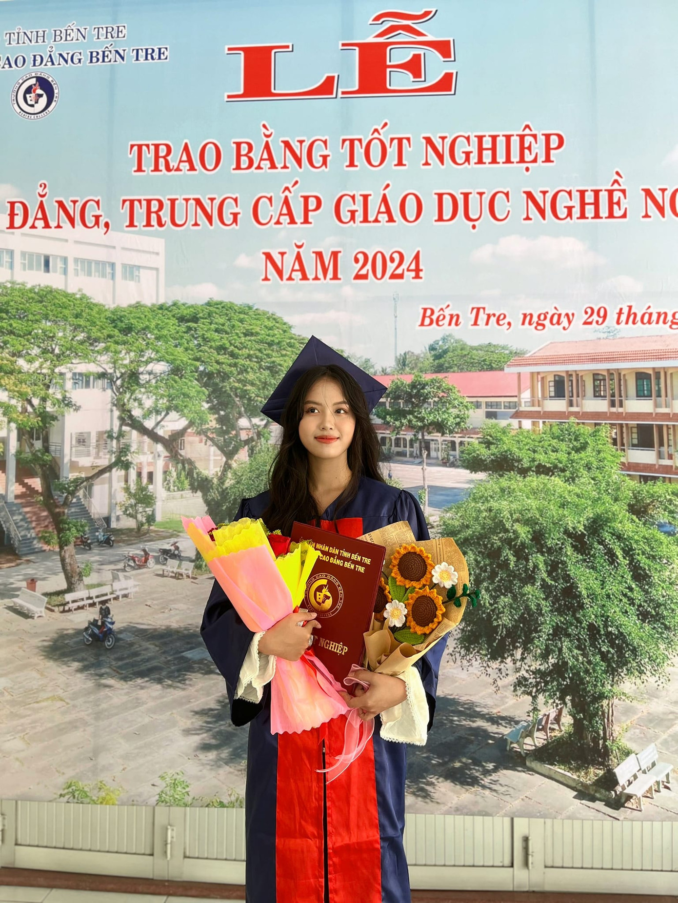 Sau khi tốt nghiệp trường CĐ Bến Tre, Kiều An vẫn tiếp tục theo đuổi con đường học tập. (Ảnh: NVCC)