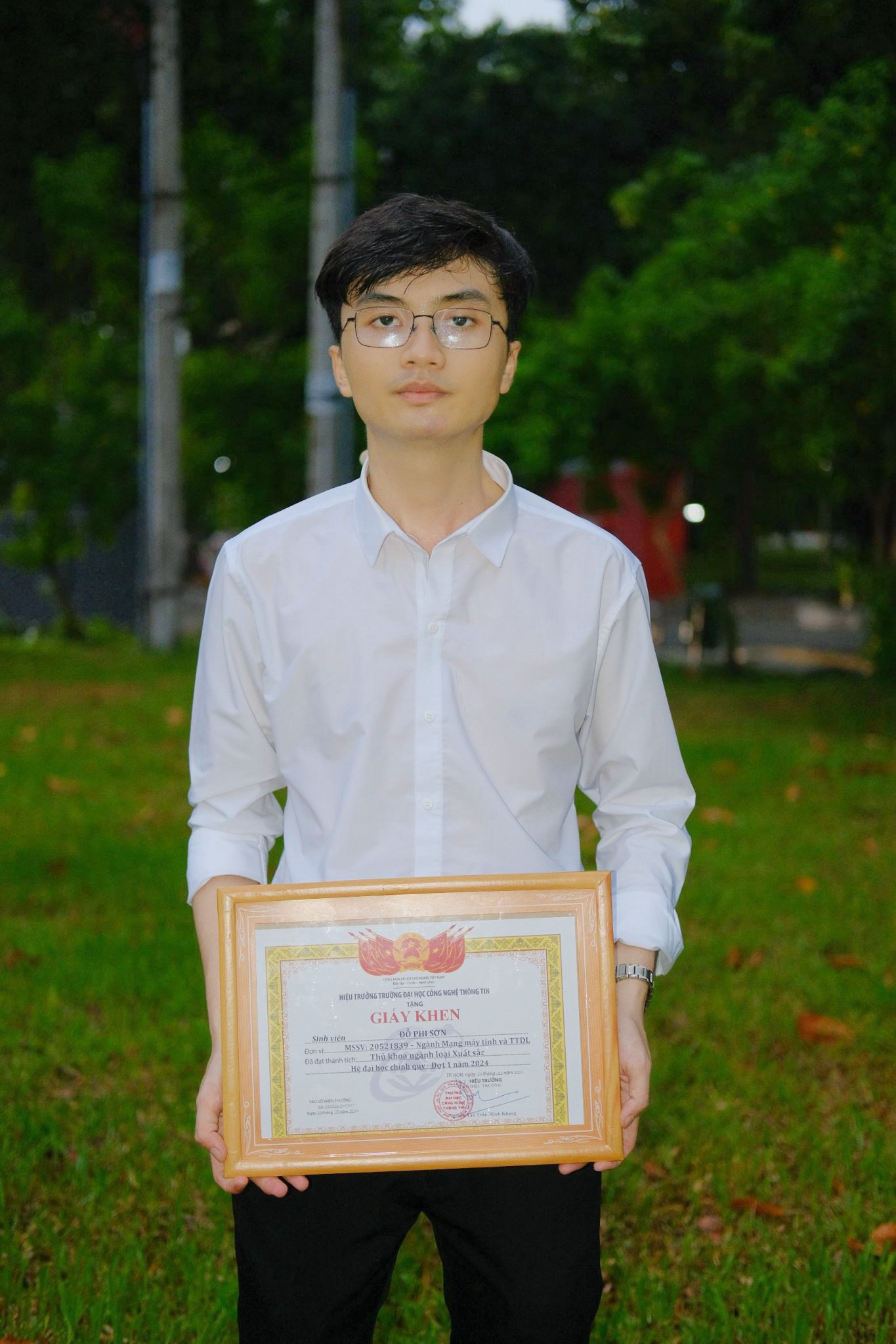 Điểm mấu chốt tạo nên thành công, theo quan điểm của Phi Sơn, là sự kiên trì và chăm chỉ.