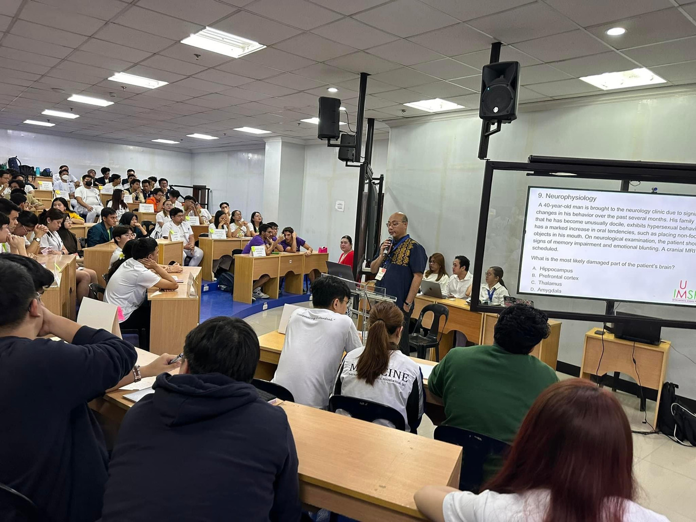 Đối với các thí sinh, cuộc thi là cơ hội quý báu để trao đổi, học hỏi và thử thách bản thân.