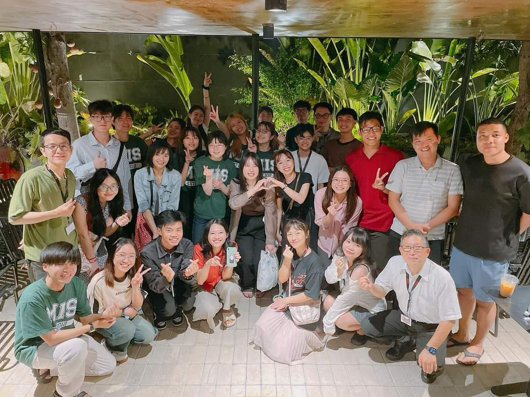 Các câu lạc bộ ngày càng nhận được sự ủng hộ với số lượng thành viên tăng dần theo thời gian.