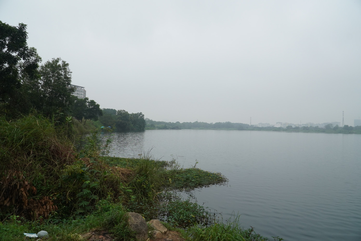 Hồ đá Làng Đại học Thủ Đức được nhiều sinh viên gọi với tên gọi khác là “hồ T0ử thần”, &quot;hồ Tình yêu&quot;...