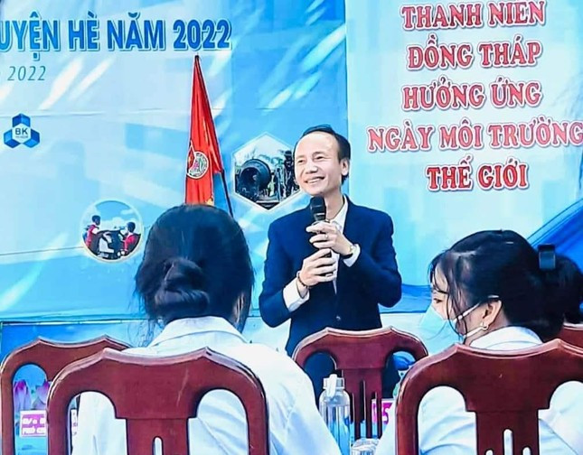 TS - Chuyên gia tâm lý Huỳnh Anh Bình chia sẻ trong nhiều chương trình hướng nghiệp cho các bạn học sinh trên cả nước.