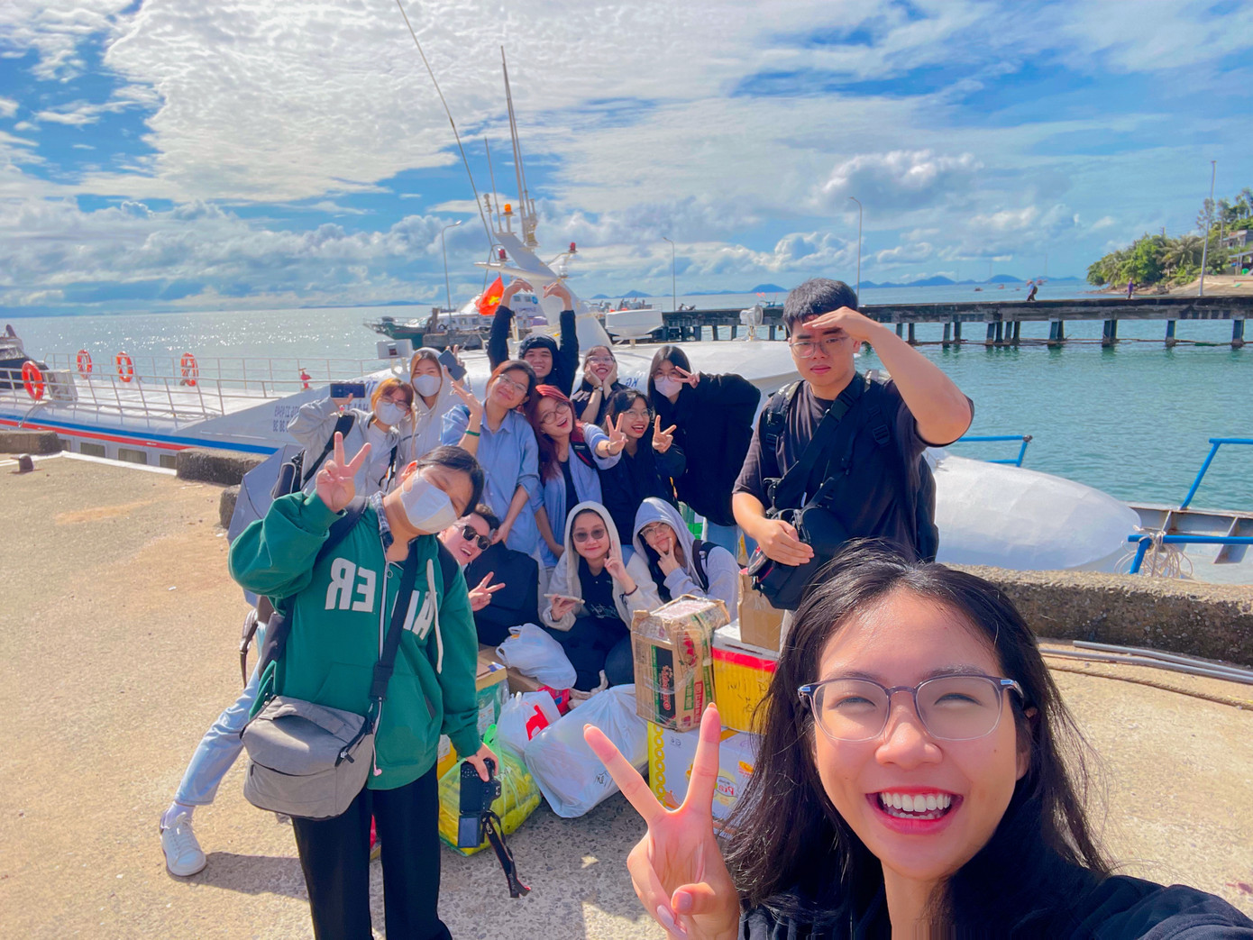 Các thành viên đoàn tình nguyện Đồng Kiến. (Ảnh: NVCC)