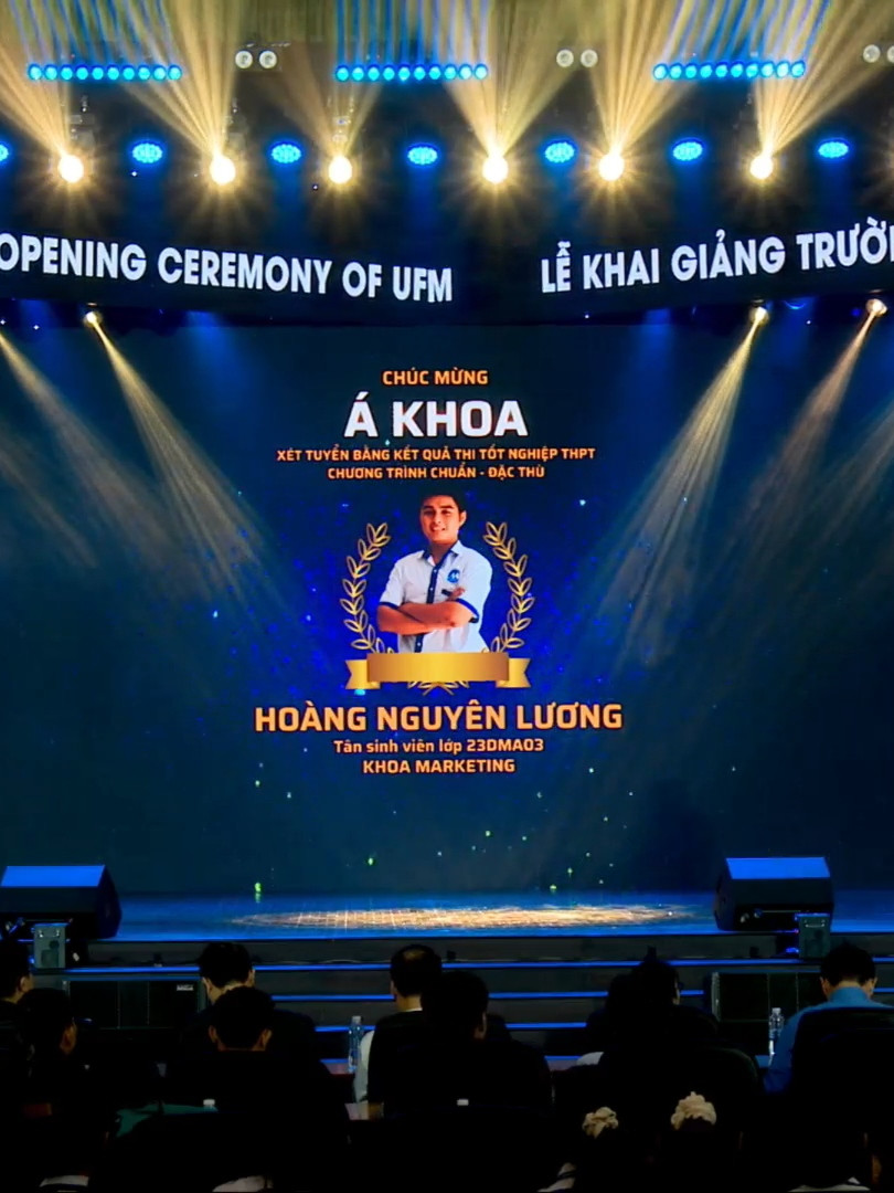 Danh hiệu Á khoa đầu vào là niềm tự hào của Nguyên Lương và gia đình. (Ảnh: NVCC)