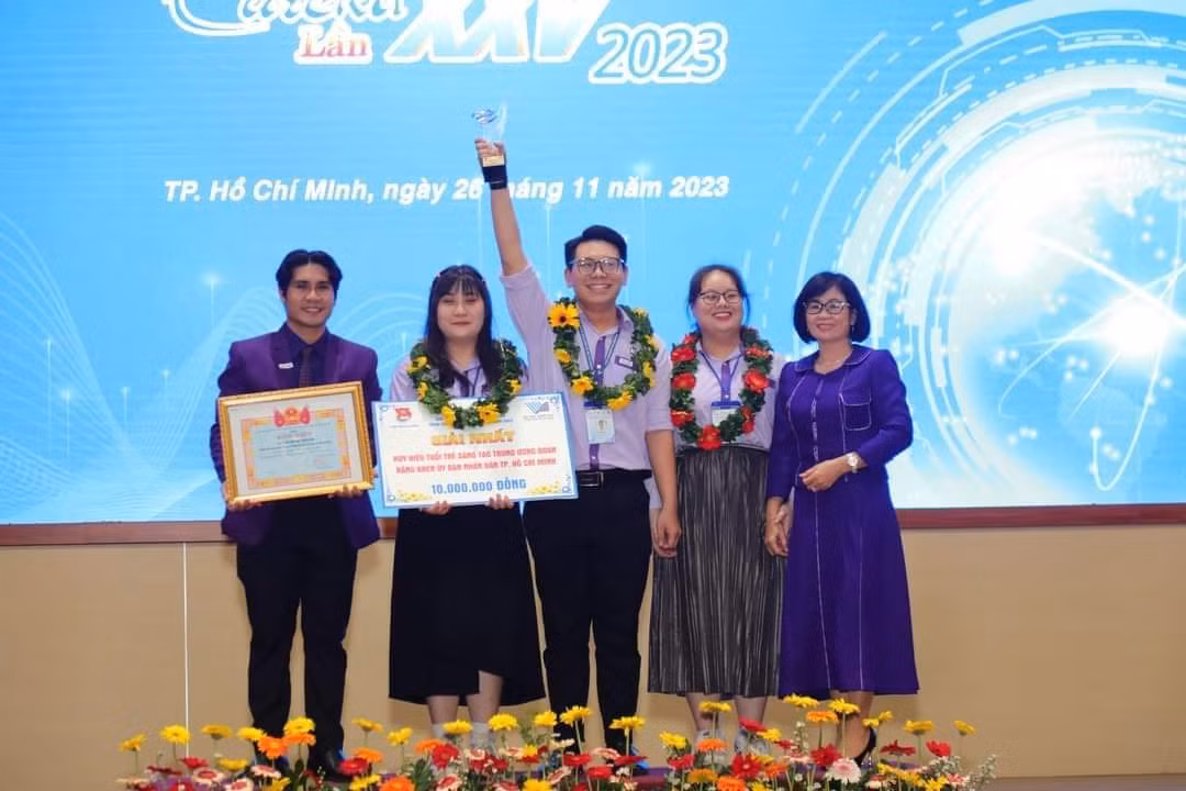 Hành trình nghiên cứu khoa học của nhóm bạn trẻ đã giành được thành quả xứng đáng. (Ảnh: NVCC)