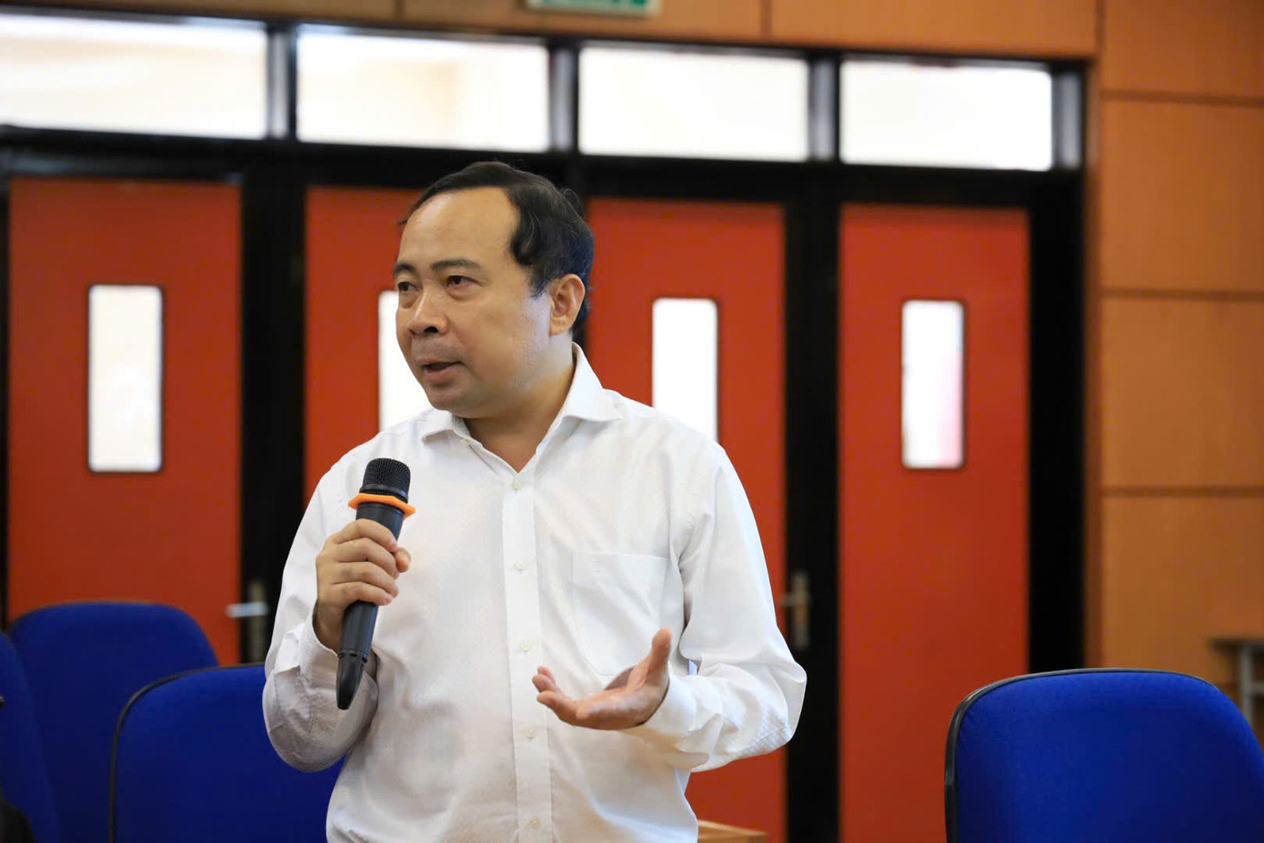 PGS.TS Vũ Hải Quân - Giám đốc ĐHQG TP. HCM phát biểu tại Hội nghị. (Ảnh: ĐHQG TP. HCM) PGS.TS Vũ Hải Quân - Giám đốc ĐHQG TP. HCM phát biểu tại Hội nghị. (Ảnh: ĐHQG TP. HCM)