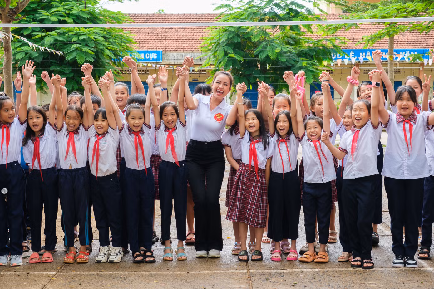 Niềm vui của các em nhỏ tại địa phương tham gia chương trình "Vì nụ cười trẻ thơ 2024". (Ảnh: TLTĐ)