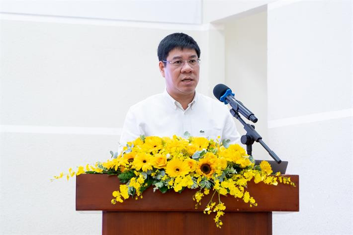 Ông Huỳnh Văn Chương phát biểu tại Hội nghị. Ông Huỳnh Văn Chương phát biểu tại Hội nghị.