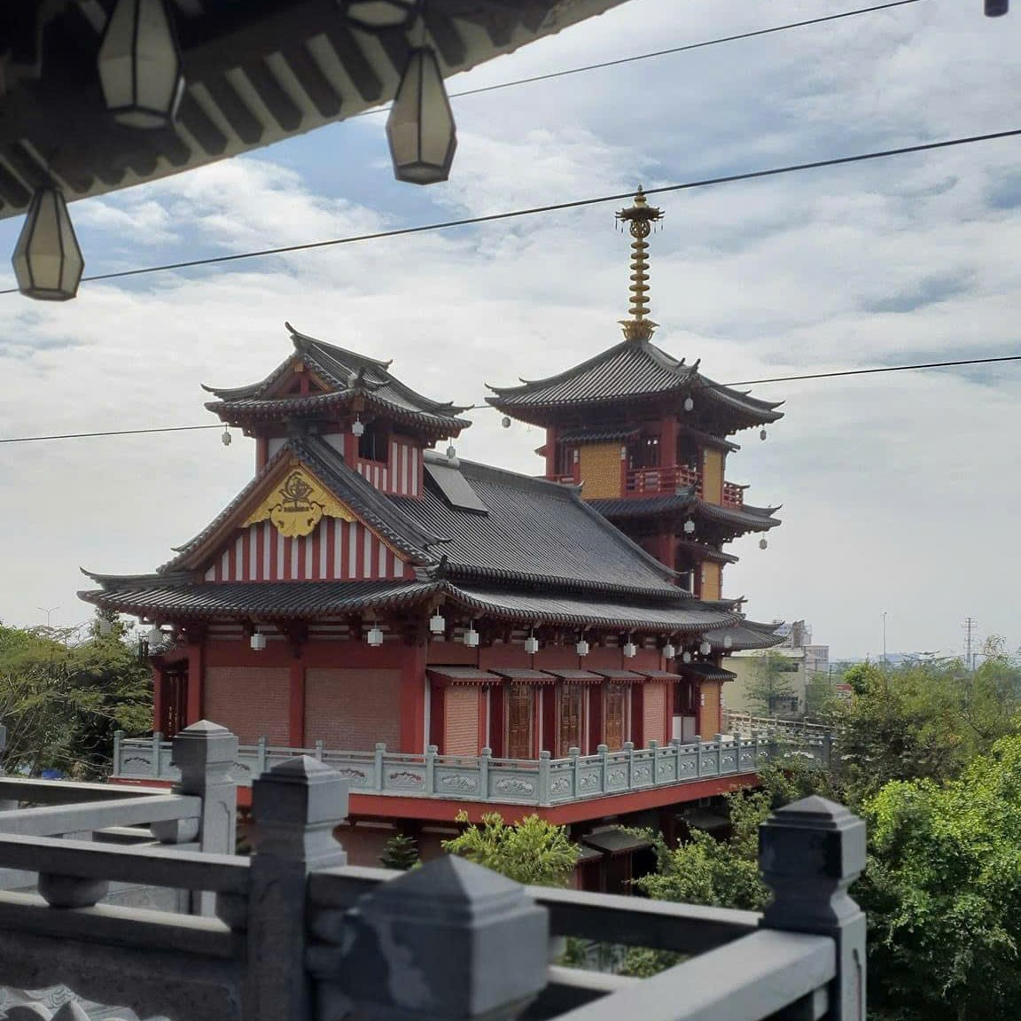 Tu viện Khánh An là nơi các bạn trẻ có thể đến tham quan. (Ảnh: Dâu Vũ) Tu viện Khánh An là nơi các bạn trẻ có thể đến tham quan. (Ảnh: Dâu Vũ)