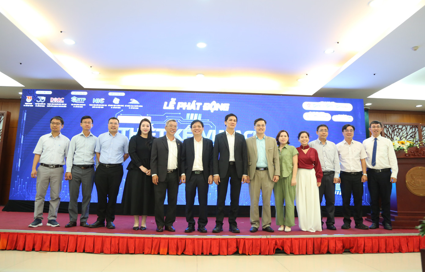 Ban Tổ chức cuộc thi tại buổi phát động tại TP. HCM. Ban Tổ chức cuộc thi tại buổi phát động tại TP. HCM.