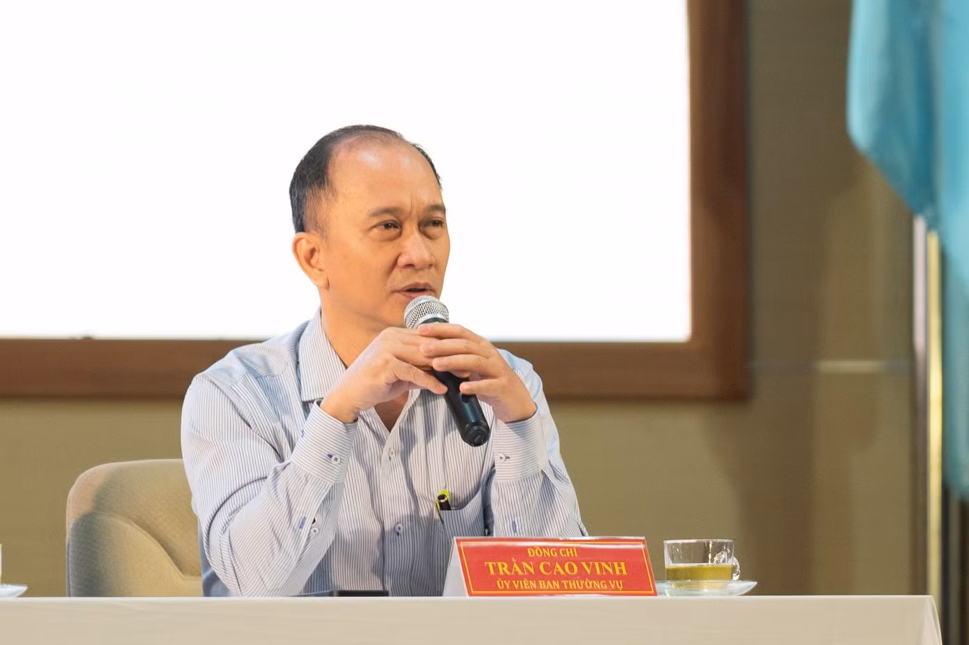 Với việc bổ nhiệm PGS. TS Trần Cao Vinh, ĐHQG TP. HCM hiện có Giám đốc và 3 Phó Giám đốc. (Ảnh: ĐHQG TP. HCM) Với việc bổ nhiệm PGS. TS Trần Cao Vinh, ĐHQG TP. HCM hiện có Giám đốc và 3 Phó Giám đốc. (Ảnh: ĐHQG TP. HCM)