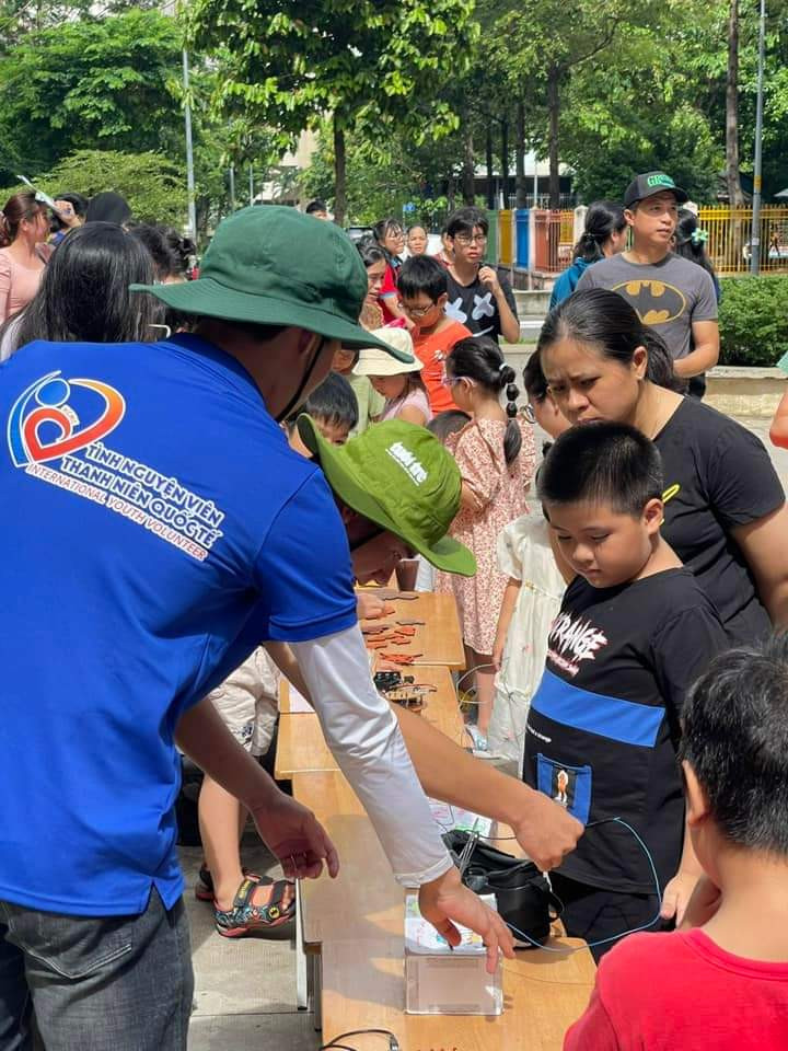 Tình nguyện viên quốc tế tham gia tích cực các hoạt động tình nguyện Hè 2024 tại TP. HCM ảnh 5 Tình nguyện viên quốc tế tham gia tích cực các hoạt động tình nguyện Hè 2024 tại TP. HCM ảnh 5