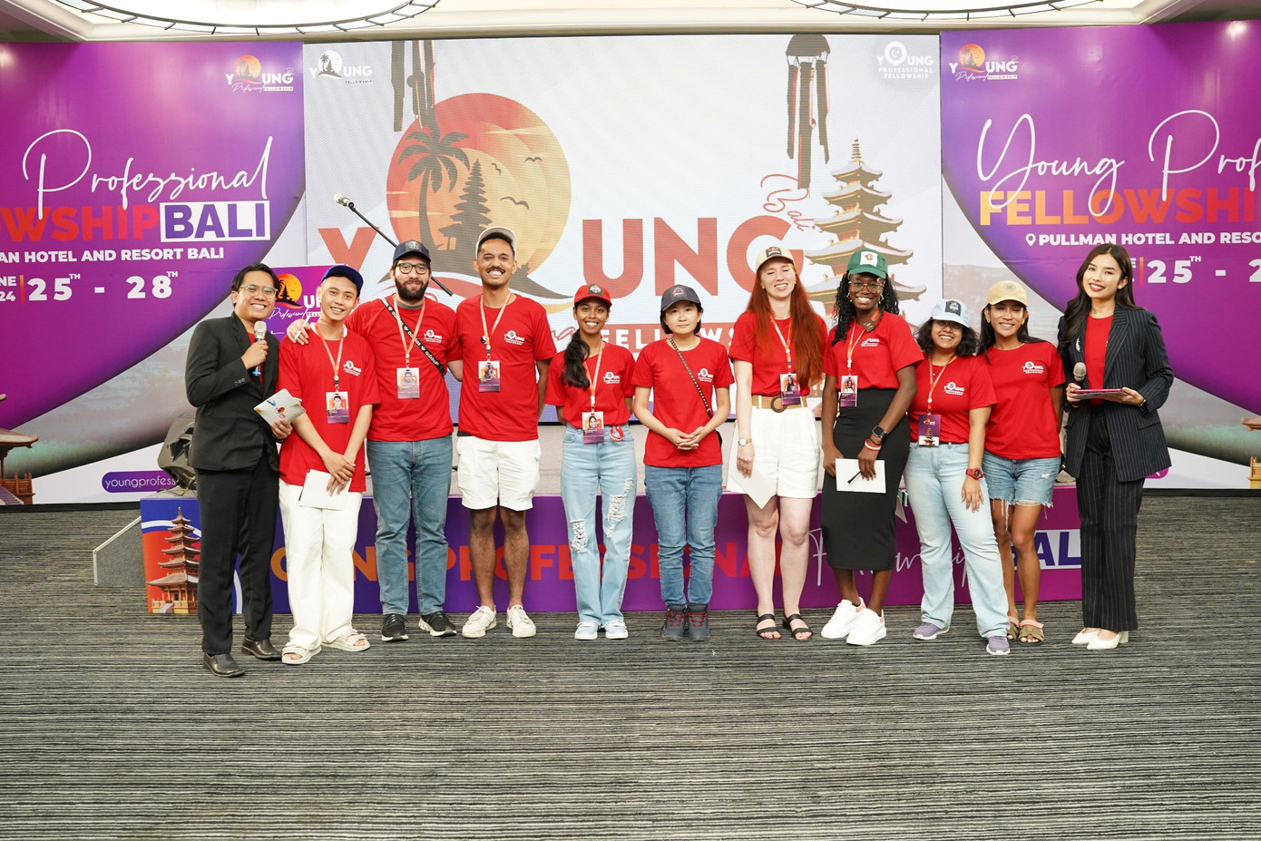 Tấn Điền (thứ hai bên trái) tham gia các hoạt động chung tại chương trình. (Ảnh: NVCC) Tấn Điền (thứ hai bên trái) tham gia các hoạt động chung tại chương trình. (Ảnh: NVCC)