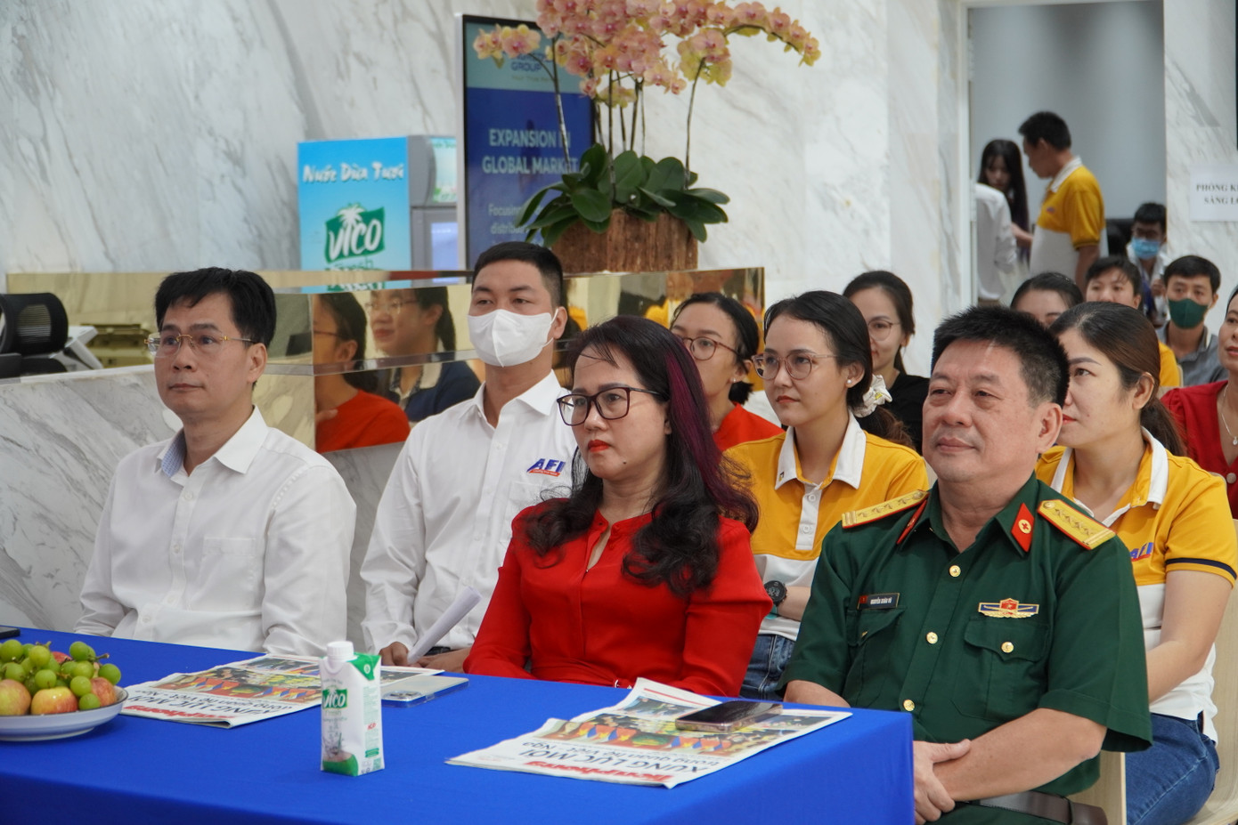 Các khách mời tham dự chương trình.