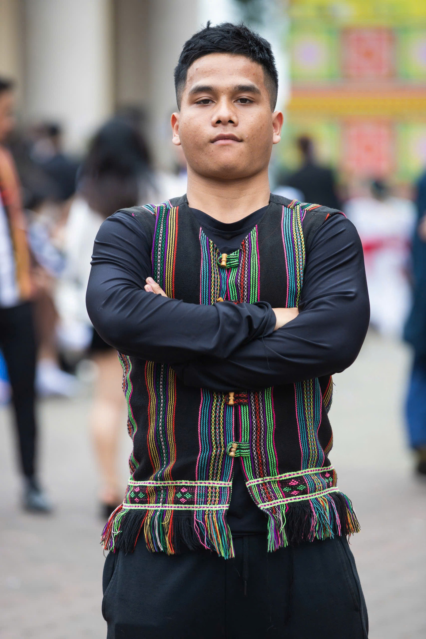 Chân dung Hồ Văn Đôi - chàng trai dân tộc Tà Ôi luôn nỗ lực vươn lên trong cuộc sống. Chân dung Hồ Văn Đôi - chàng trai dân tộc Tà Ôi luôn nỗ lực vươn lên trong cuộc sống.