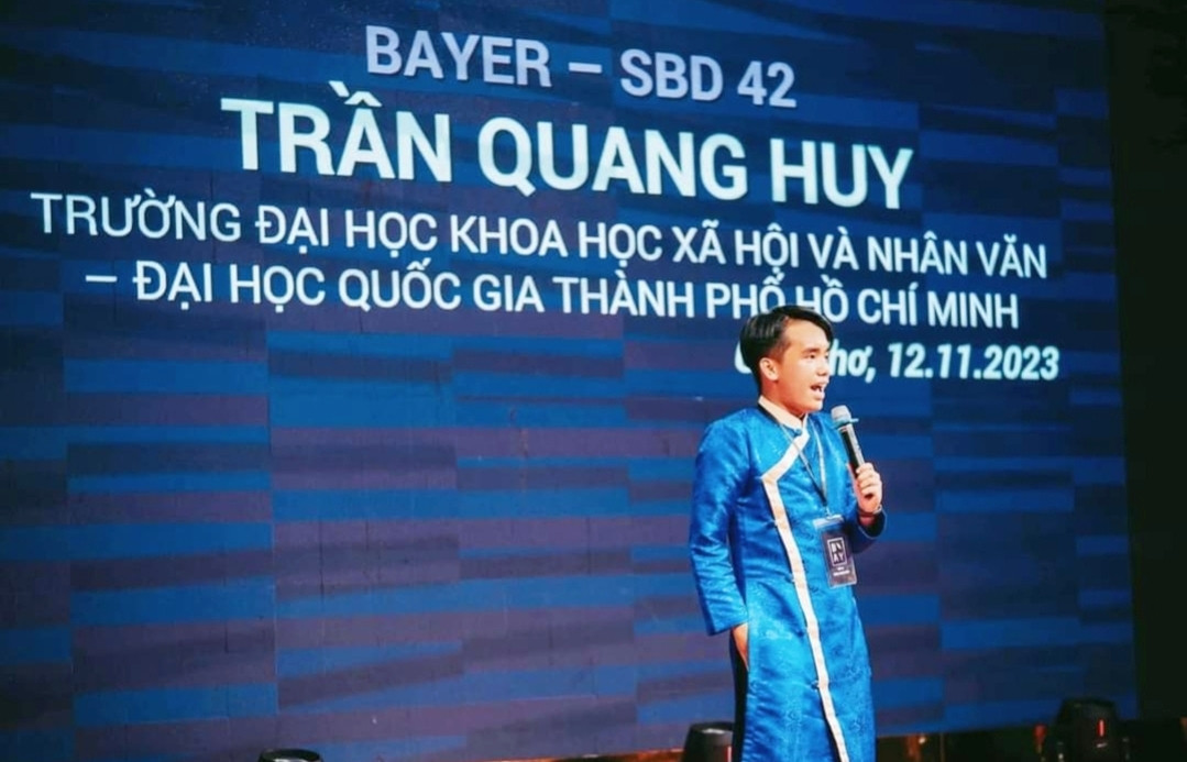 Tuy kết thúc hành trình ở top 13, nhưng Quang Huy đã có màn thể hiện tốt trong cuộc thi người trẻ truyền cảm hứng BAY Competition. (Ảnh: NVCC) Tuy kết thúc hành trình ở top 13, nhưng Quang Huy đã có màn thể hiện tốt trong cuộc thi người trẻ truyền cảm hứng BAY Competition. (Ảnh: NVCC)