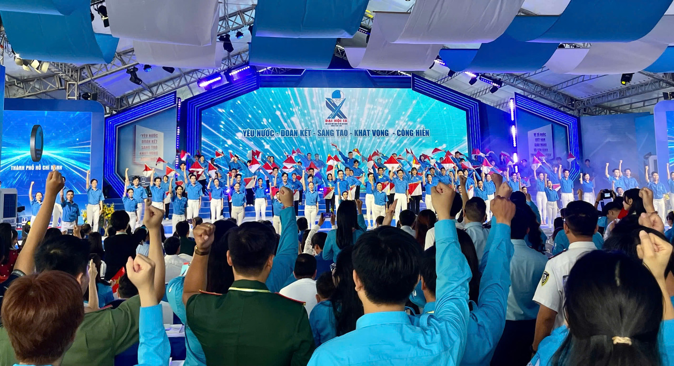 Đại hội thể hiện tinh thần sức trẻ của thanh niên Thành phố mang tên Bác. Đại hội thể hiện tinh thần sức trẻ của thanh niên Thành phố mang tên Bác.