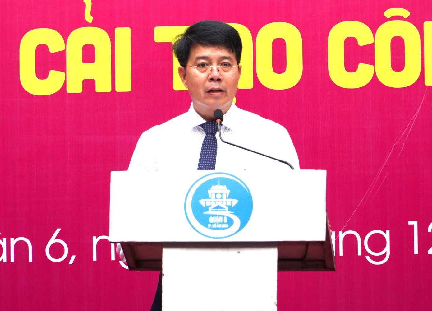 Ông Lê Thanh Bình - Phó chủ tịch UBND quận 6 phát biểu tại Lễ khánh thành. Ông Lê Thanh Bình - Phó chủ tịch UBND quận 6 phát biểu tại Lễ khánh thành.