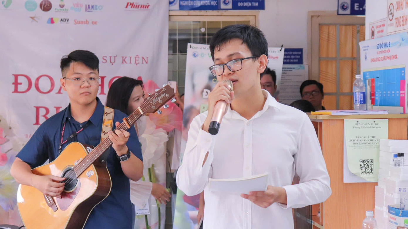 Dự án “Cây Xương Rồng” và Tổ chức Nơ Xanh đã tổ chức Sự kiện “Đóa hoa rực rỡ” tại bệnh viện Từ Dũ, 21/8/2024.