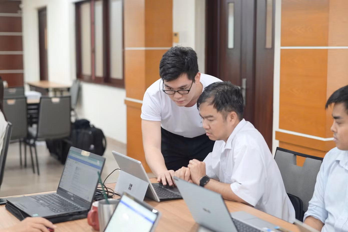 Trợ giảng cho khoá học của Lab tại ĐHQG TP. HCM.