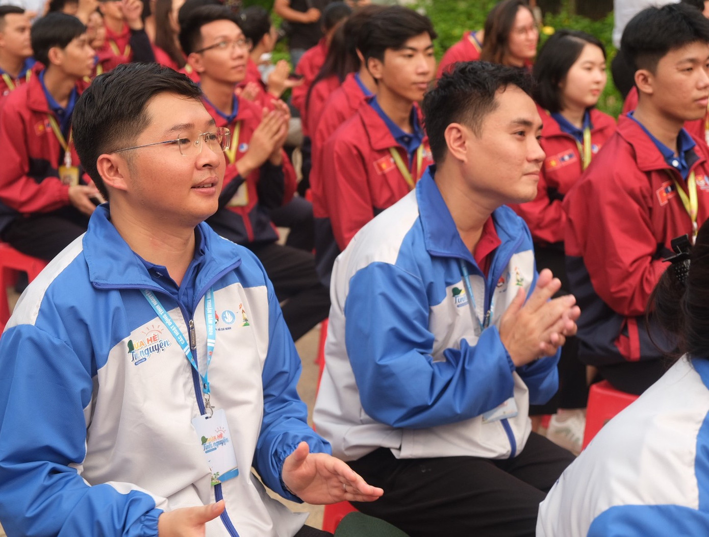 Các tình nguyện viên hào hứng trước khi lên đường. (Ảnh: Phú Quang) Các tình nguyện viên hào hứng trước khi lên đường. (Ảnh: Phú Quang)