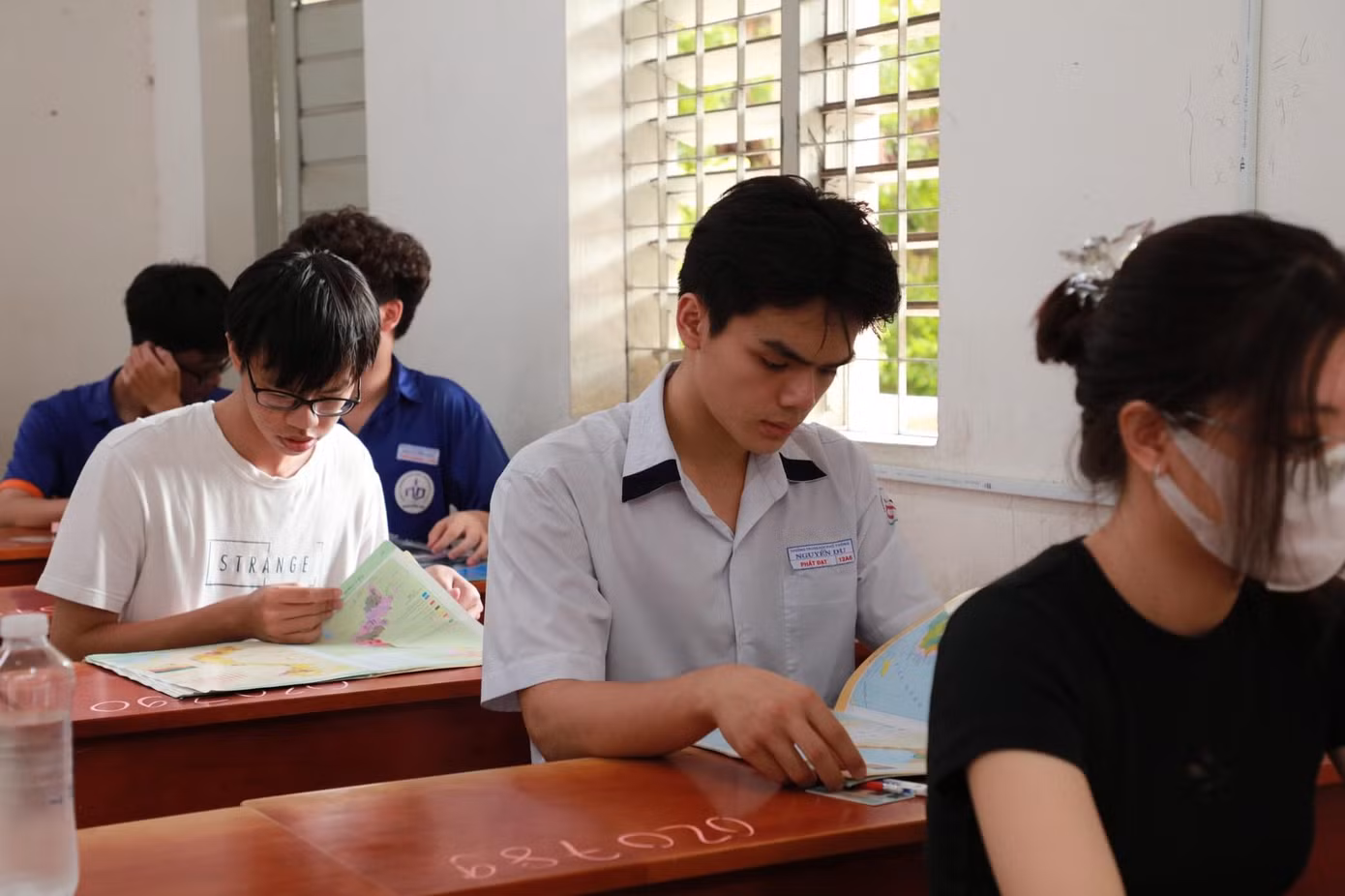 Các thí sinh dự thi Kỳ thi Đánh giá năng lực đợt 1 do ĐHQG TP. HCM tổ chức.