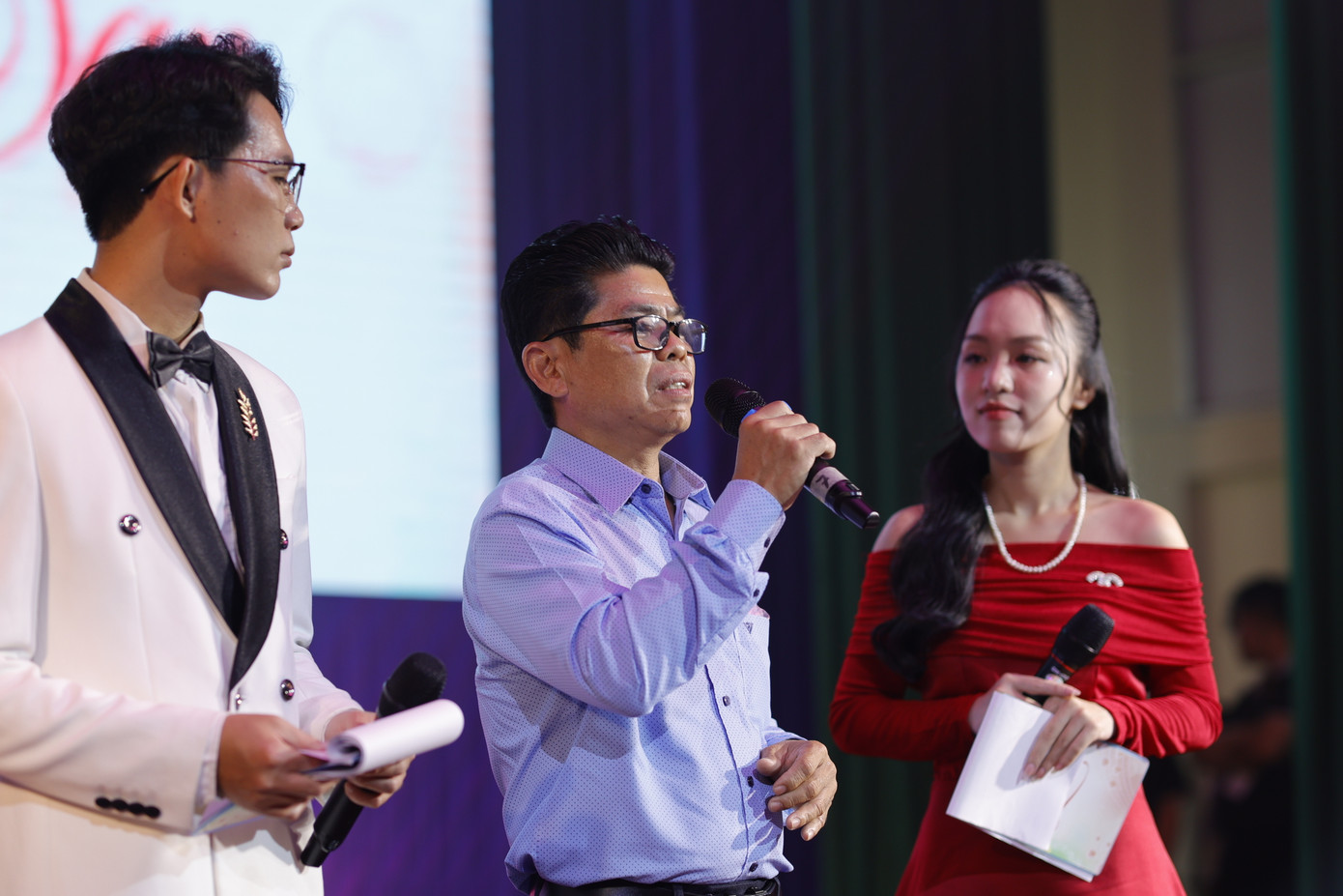 Anh Trần Tuấn Anh – Trưởng phòng điều dưỡng Khu Điều trị phong Bến Sắn chia sẻ tại chương trình. (Ảnh: Anh Kiệt) Anh Trần Tuấn Anh – Trưởng phòng điều dưỡng Khu Điều trị phong Bến Sắn chia sẻ tại chương trình. (Ảnh: Anh Kiệt)