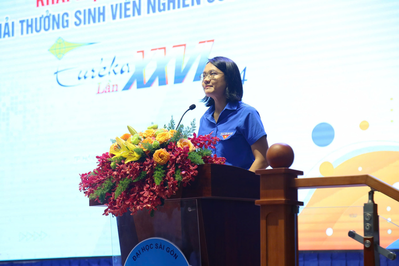 Chị Trần Thu Hà chia sẻ tại buổi khai mạc vòng Chung kết Giải thưởng. Chị Trần Thu Hà chia sẻ tại buổi khai mạc vòng Chung kết Giải thưởng.