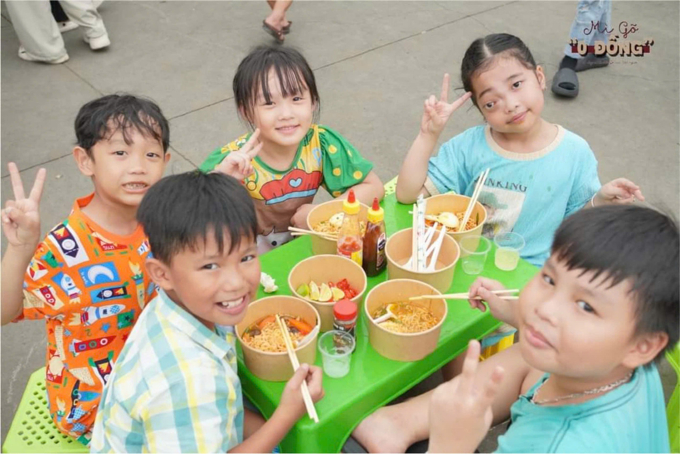 Dự án luôn được sự ủng hộ của người lao động và trẻ em ghé thăm, từ đó tạo động lực cho các bạn trẻ tiếp tục gửi những phần ăn ý nghĩa đến mọi người.