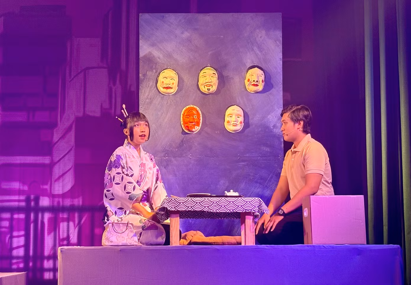 Vở kịch được cảm tác từ truyện của Higashino Keigo.