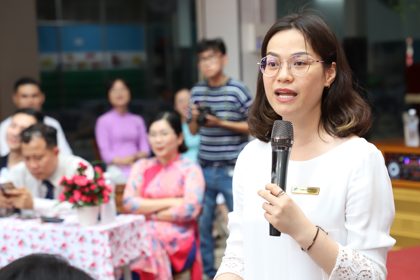 ThS tâm lý Trần Thị Thanh Trà - Giảng viên trường ĐH Mở TP. HCM chia sẻ tại chương trình. (Ảnh: Ngô Tùng)