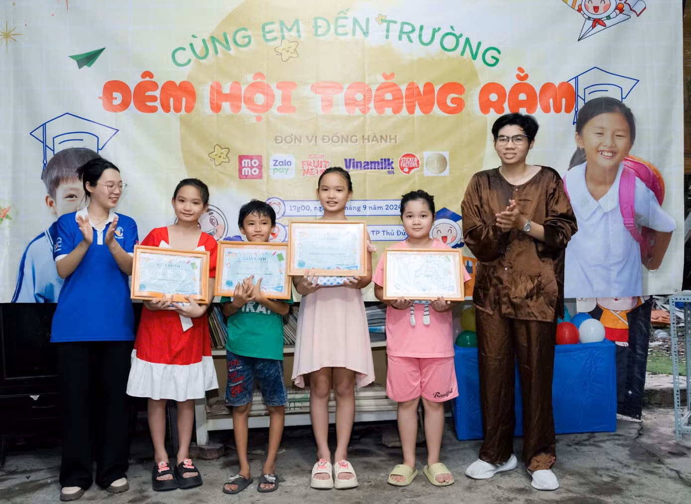 Công Khiêm tích cực tham gia các hoạt động thiện nguyện trong nhiều vai trò khác nhau.