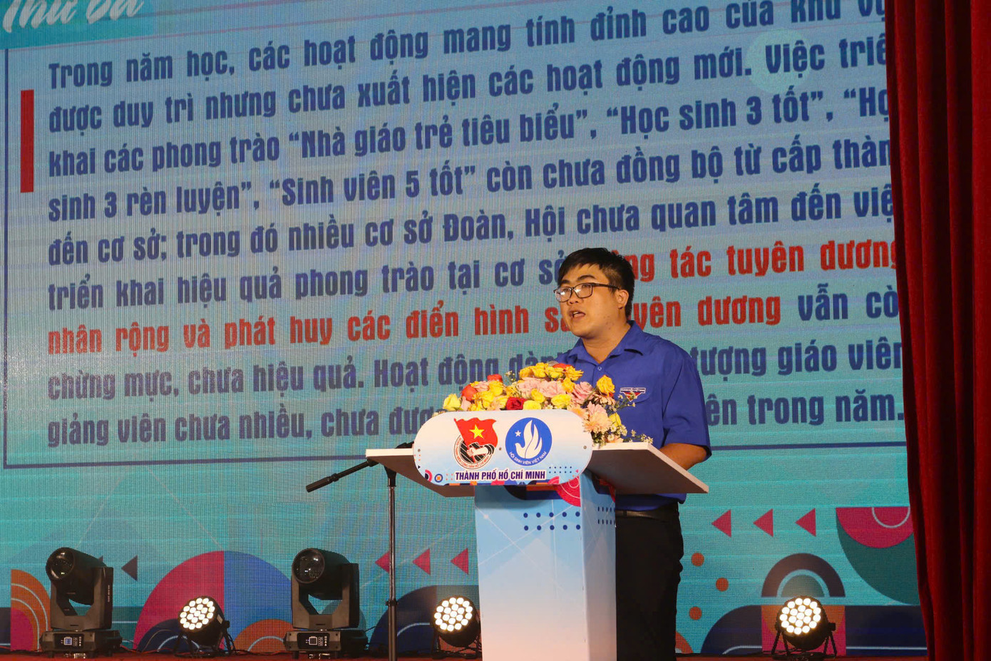 Anh Phạm Lê Minh Khang - Phó Chủ tịch thường trực Hội Sinh viên TP. HCM phát biểu tại Hội nghị.