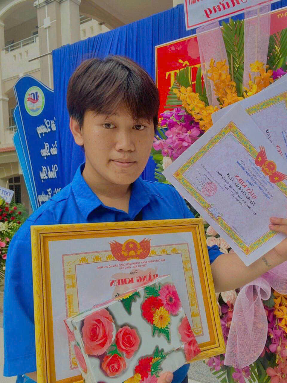 Thành An mong muốn được thử sức và học hỏi với các câu lạc bộ của khoa. Thành An mong muốn được thử sức và học hỏi với các câu lạc bộ của khoa.