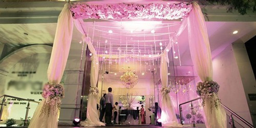 Sau hai năm biến động, nhà hàng hoạt động trở lại rất tốt với mô hình chuyên tổ chức sự kiện, tiệc cưới...