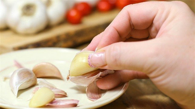 Những đại kỵ khi ăn tỏi, biết mà tránh kẻo 'hối không kịp' ảnh 4