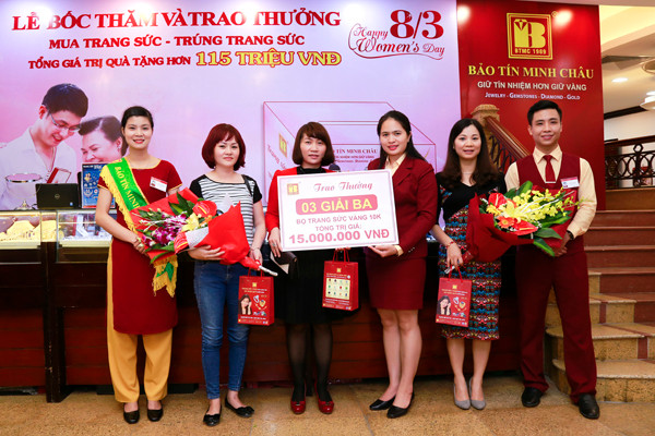 Bảo Tín Minh Châu trao thưởng trang sức cho 17 khách hàng may mắn ảnh 3