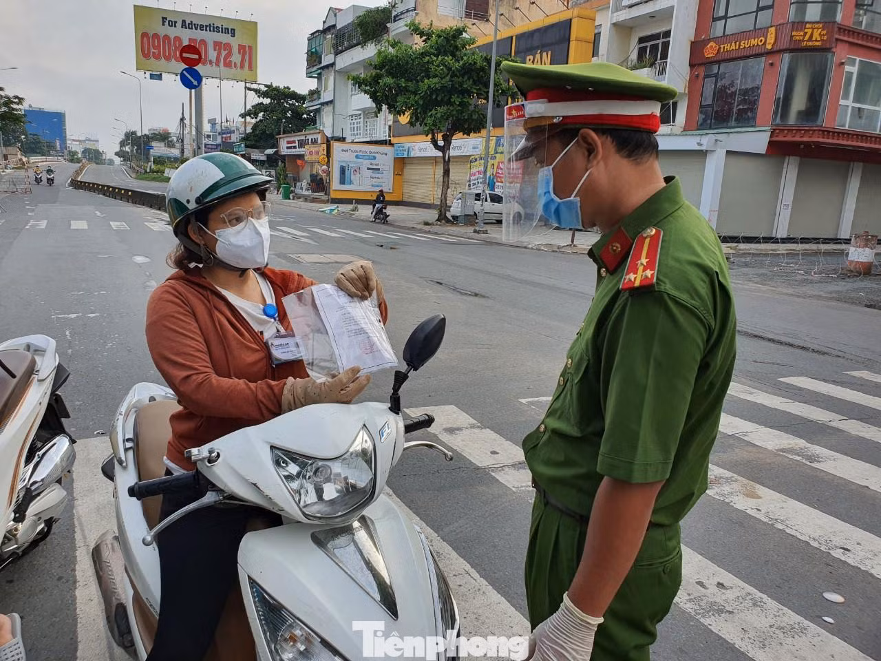 Chốt kiểm soát tại quận Gò Vấp (cách chốt cầu An Lộc 500 mét)