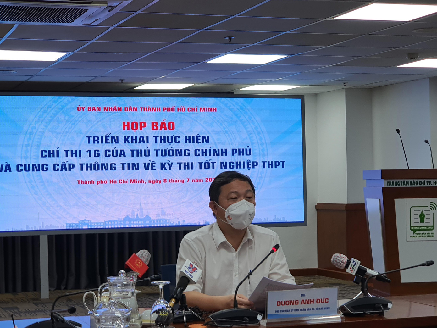 Phó Chủ tịch UBND TPHCM Dương Anh Đức chia sẻ tại họp báo Phó Chủ tịch UBND TPHCM Dương Anh Đức chia sẻ tại họp báo