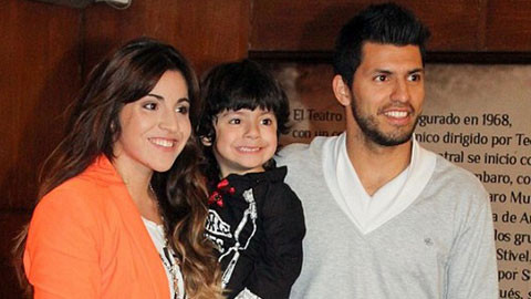 Aguero không đến Việt Nam do bận... cưới vợ ảnh 1