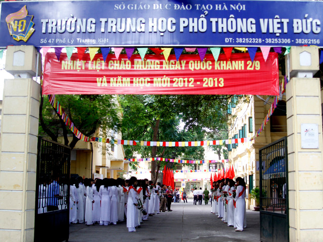 Sáng 5-9, trường THPT Việt Đức (Hà Nội) long trọng tổ chức lễ khai giảng Sáng 5-9, trường THPT Việt Đức (Hà Nội)long trọng tổ chức tất cả các trường trên cả nước