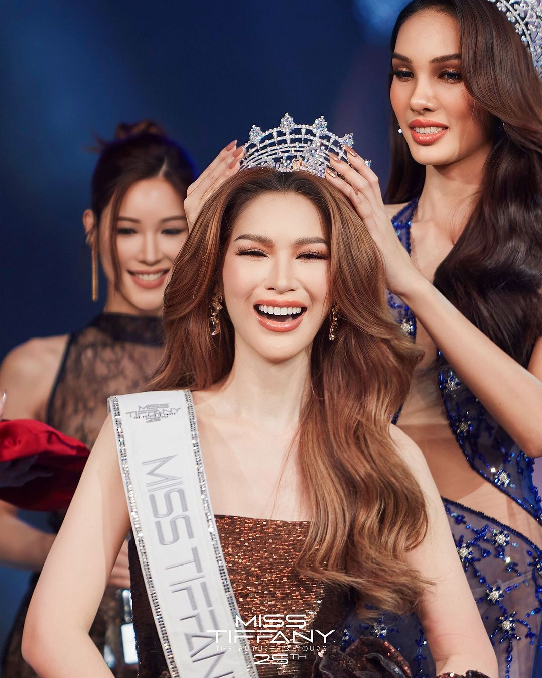 Ngày 4/2 đã diễn ra chung kết cuộc thi Miss Tiffany’s Universe - Hoa hậu chuyển giới Thái Lan 2024. Chung cuộc, người đẹp Saruda Panyakham đến từ Chiang Mai đã đăng quang ngôi vị cao nhất.